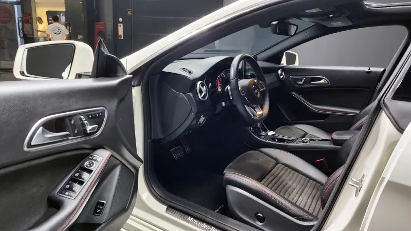 Mercedes-Benz CLA-Class