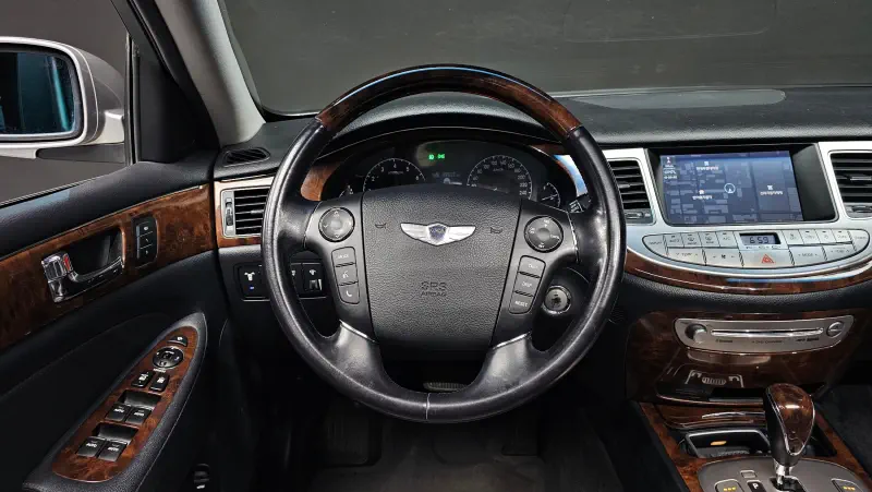 Hyundai Genesis