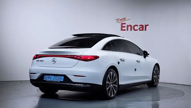 Mercedes-Benz EQE