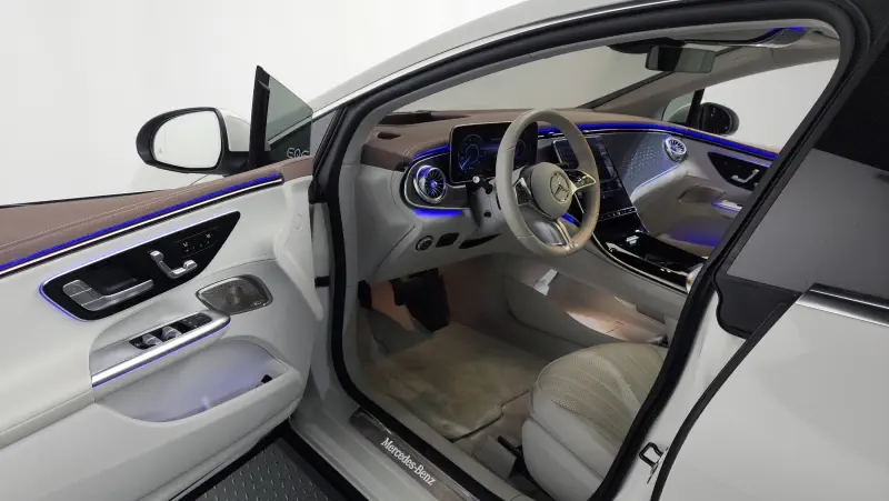 Mercedes-Benz EQE