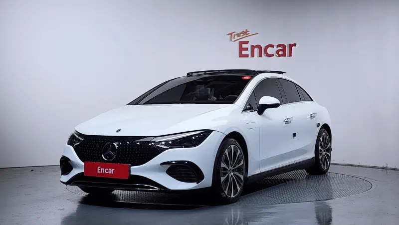 Mercedes-Benz EQE