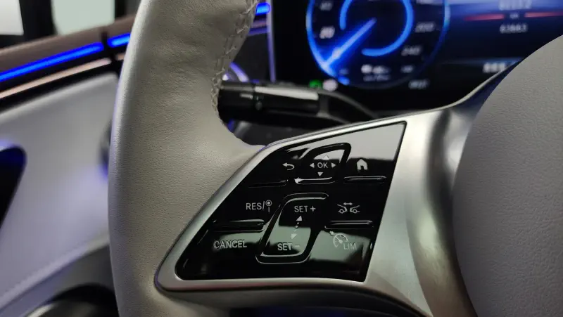 Mercedes-Benz EQE