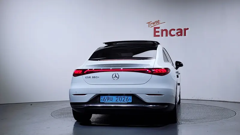 Mercedes-Benz EQE