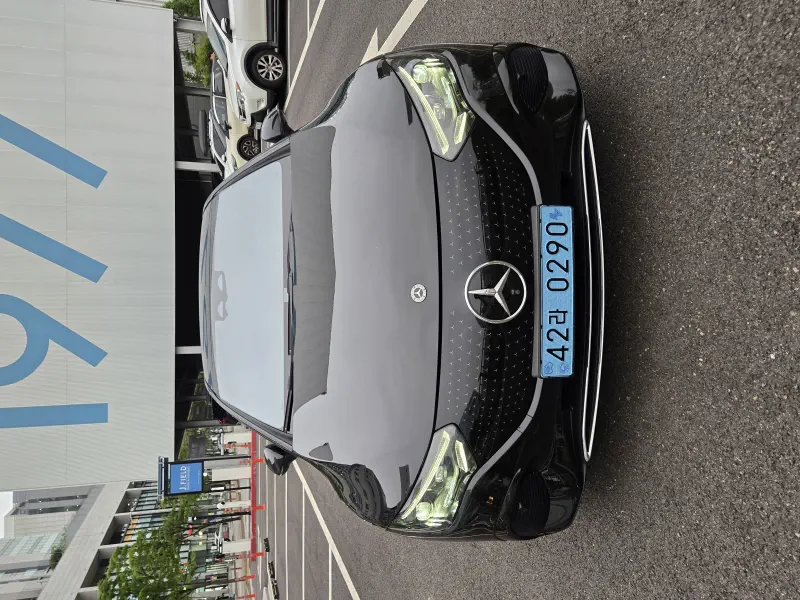 Mercedes-Benz EQE