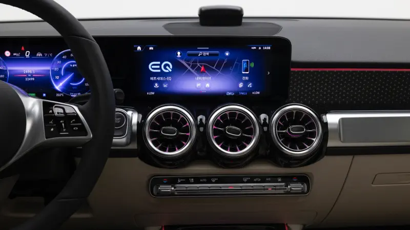 Mercedes-Benz EQB