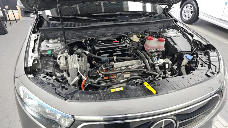 Mercedes-Benz EQB