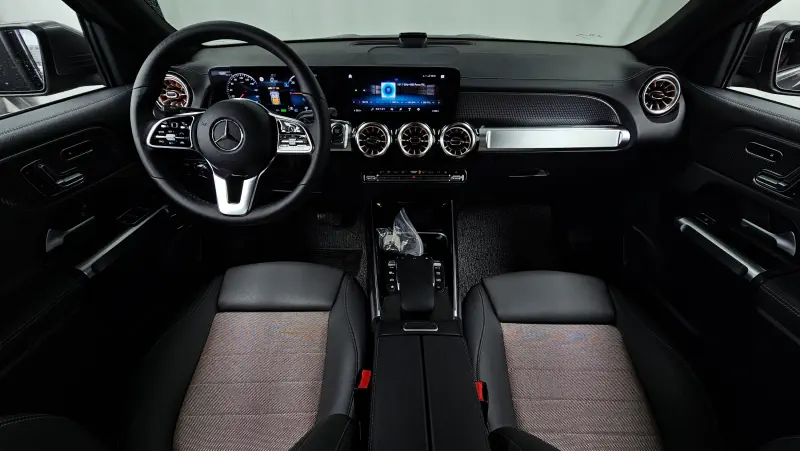 Mercedes-Benz EQB