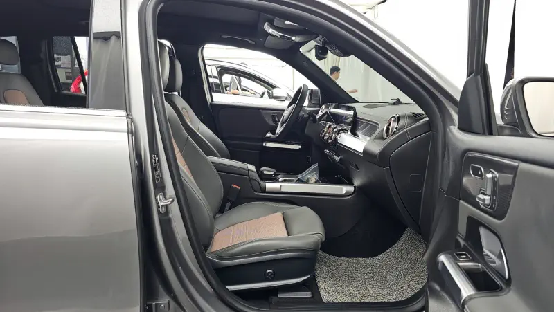 Mercedes-Benz EQB
