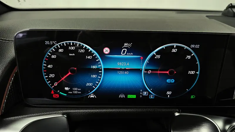 Mercedes-Benz EQB