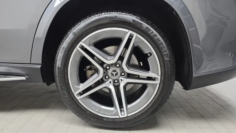 Mercedes-Benz GLS-Class
