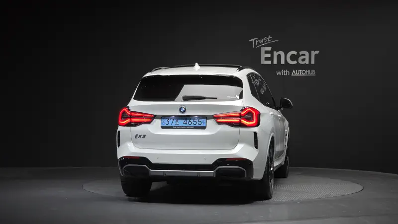 BMW iX3