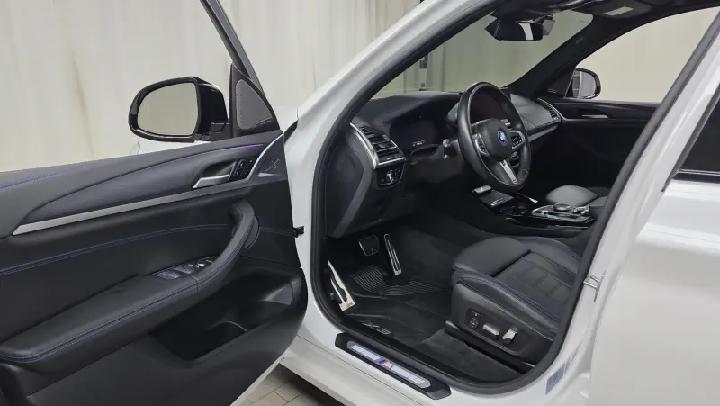 BMW iX3
