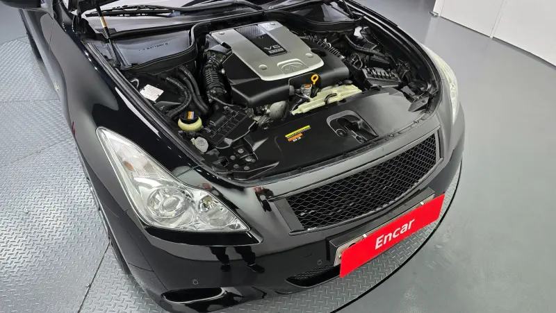 Infiniti G37