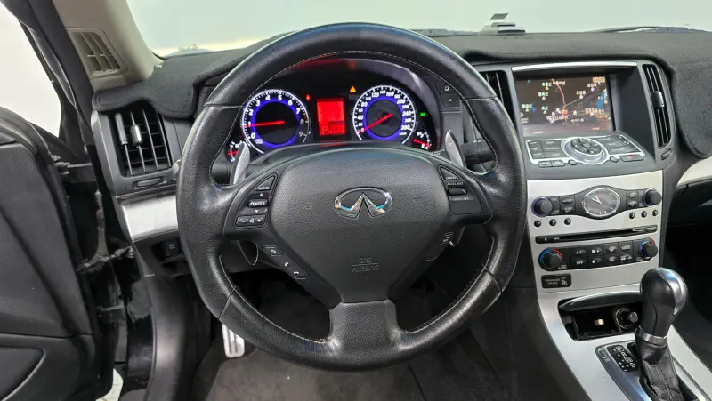 Infiniti G37