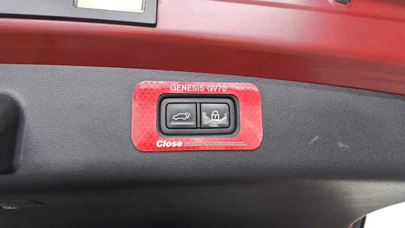 Genesis GV70