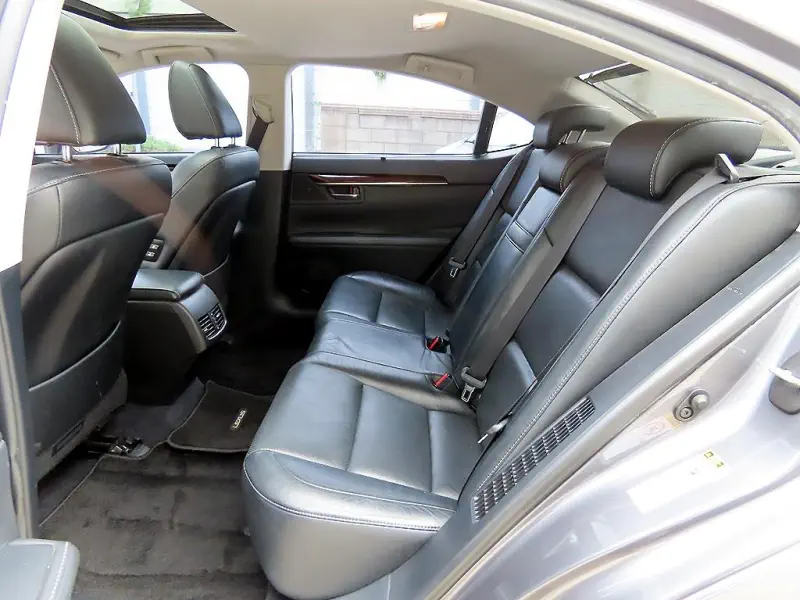 Lexus ES300h