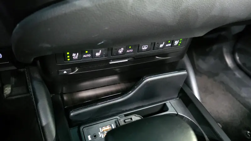 Lexus ES300h