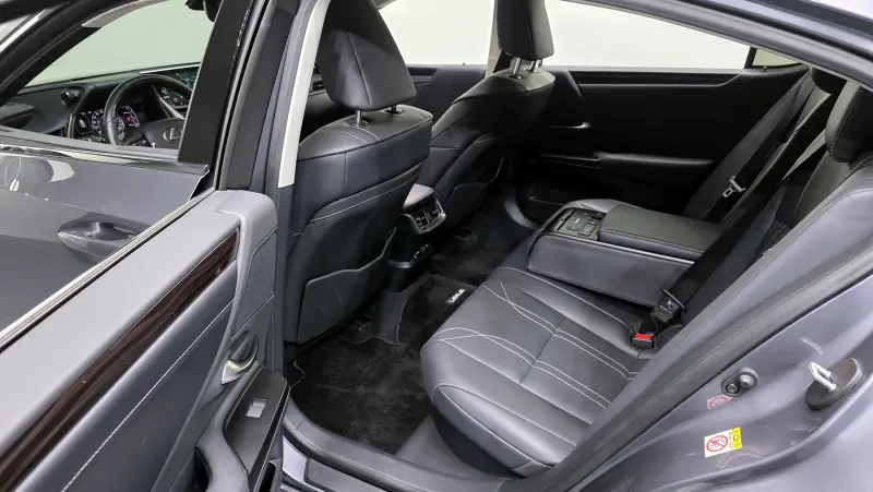 Lexus ES300h