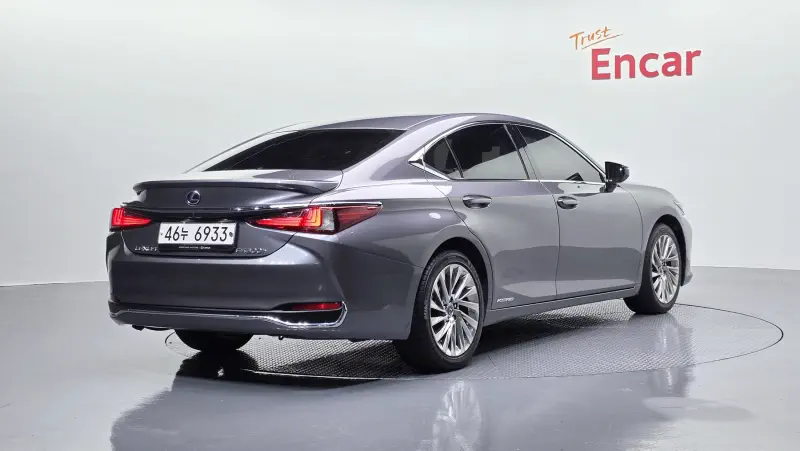 Lexus ES300h