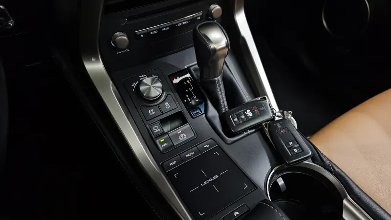 Lexus NX300h