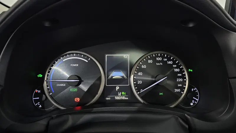 Lexus NX300h