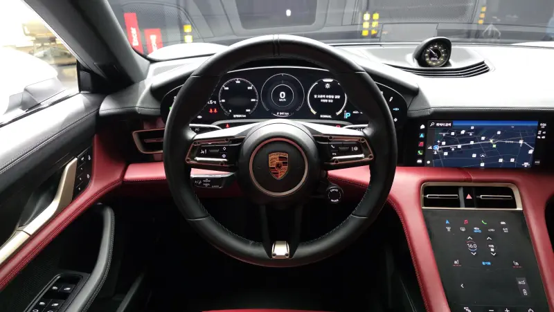 Porsche Taycan