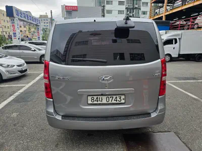 Hyundai Grand Starex