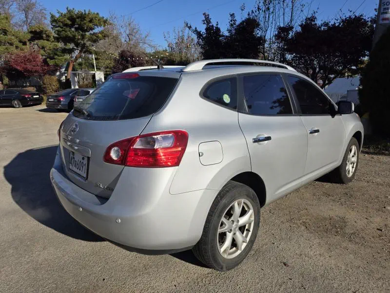 Nissan Rogue