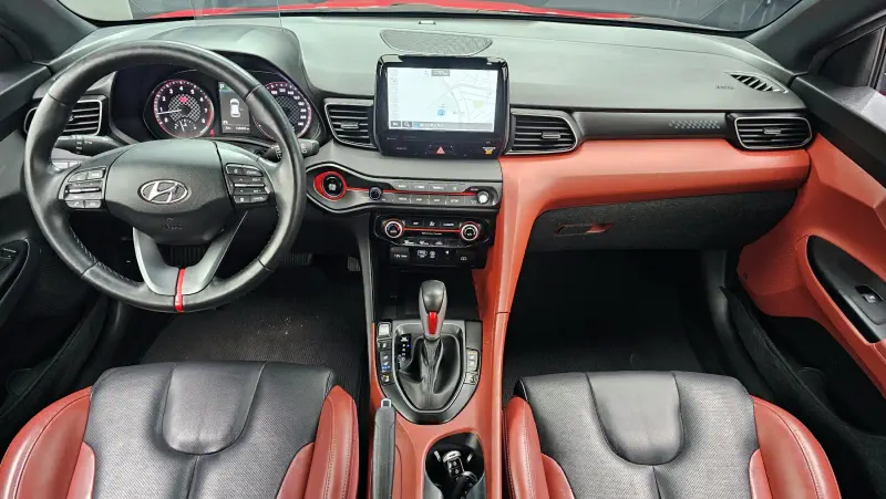 Hyundai Veloster