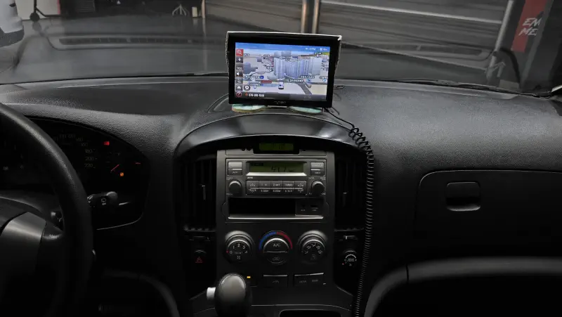 Hyundai Grand Starex