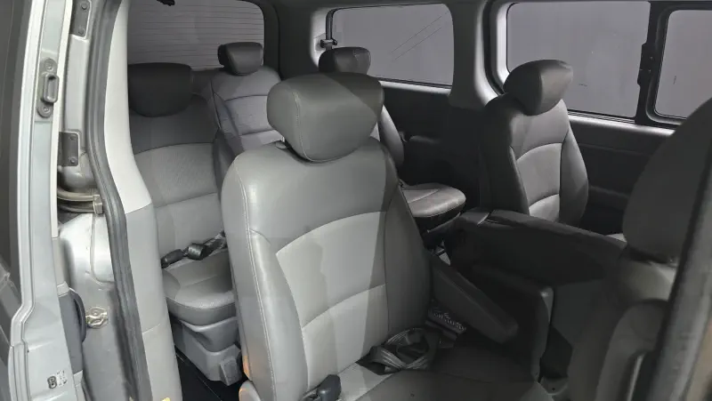 Hyundai Grand Starex