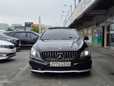 Mercedes-Benz CLA-Class