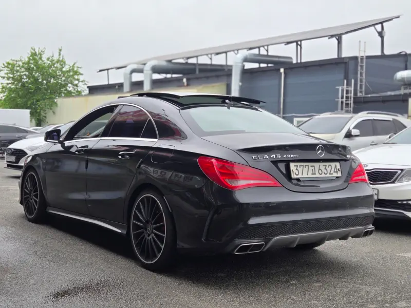 Mercedes-Benz CLA-Class