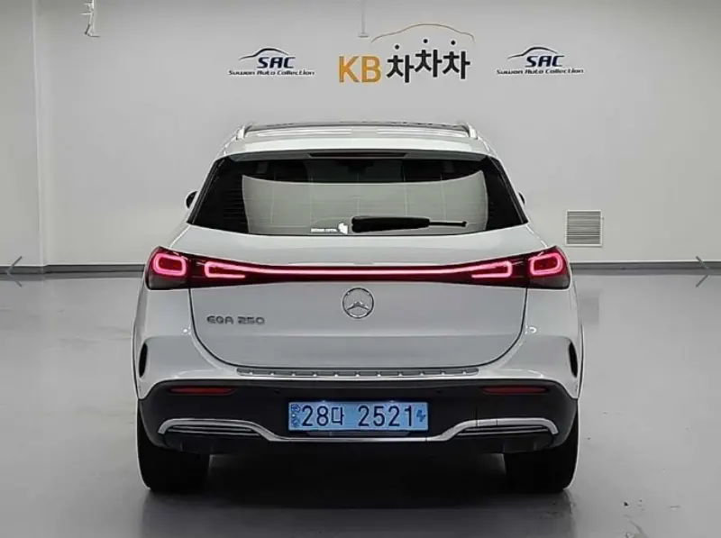 Mercedes-Benz EQA