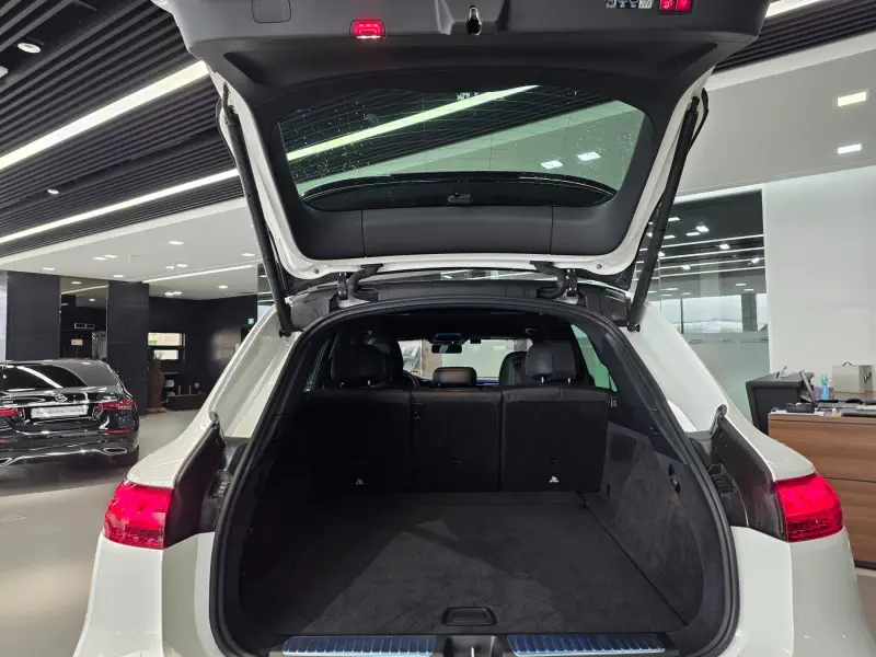 Mercedes-Benz EQS SUV