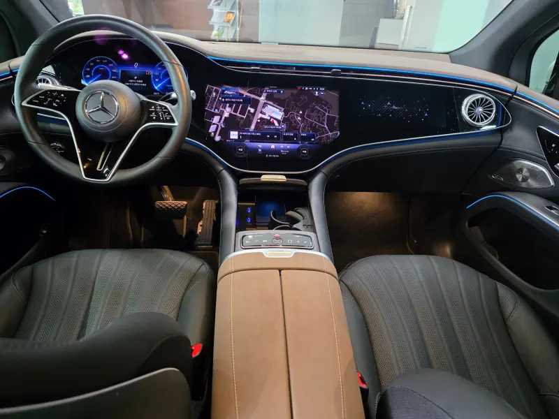 Mercedes-Benz EQS SUV