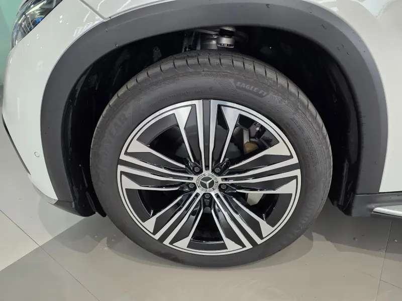 Mercedes-Benz EQS SUV