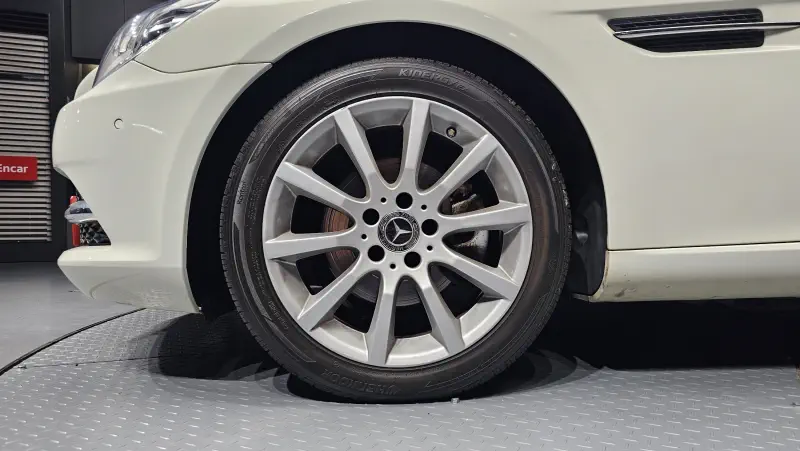 Mercedes-Benz SLK-Class