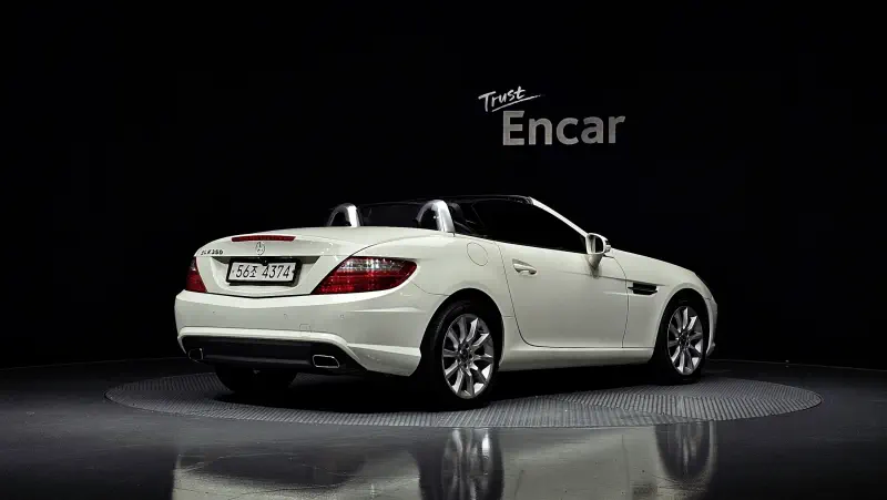 Mercedes-Benz SLK-Class