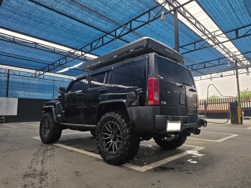 Hummer H3
