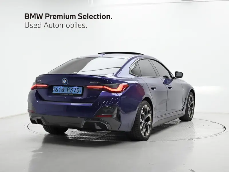 BMW i4