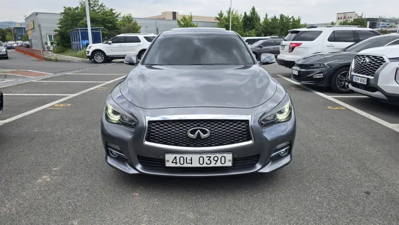 Infiniti Q50