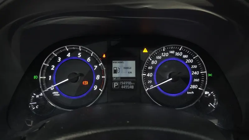 Infiniti QX70