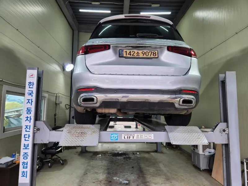 Mercedes-Benz GLS-Class