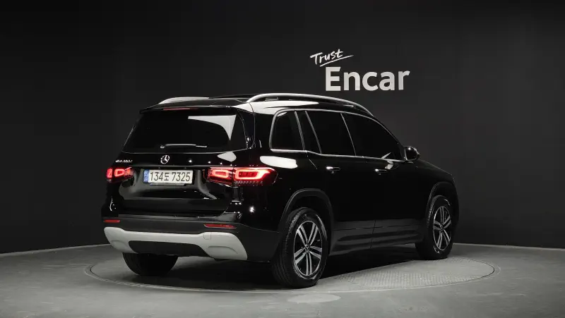 Mercedes-Benz GLB-Class