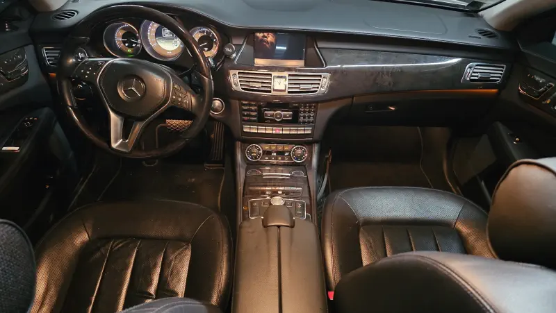 Mercedes-Benz CLS-Class