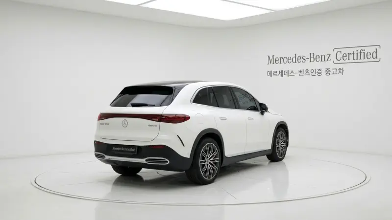 Mercedes-Benz EQE