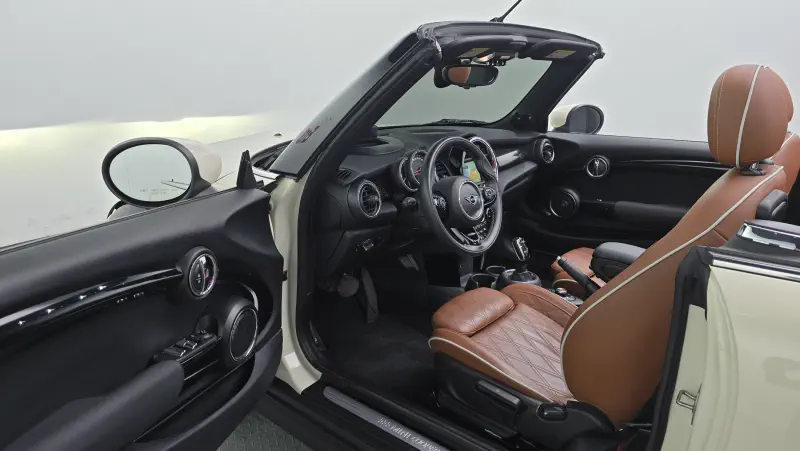 MINI Cabrio
