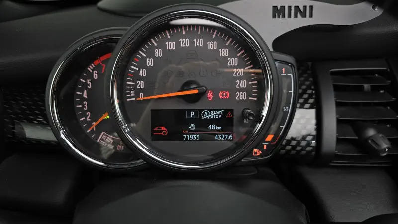 MINI Cabrio