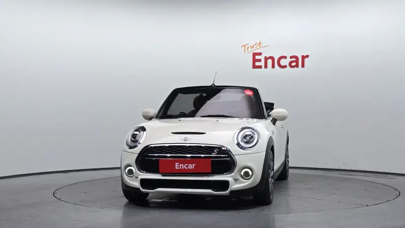 MINI Cabrio